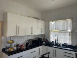 https://img.olx.com.br/thumbs256x256/52/525553755800906.jpg