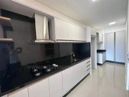 https://img.olx.com.br/thumbs256x256/52/525596646725048.jpg