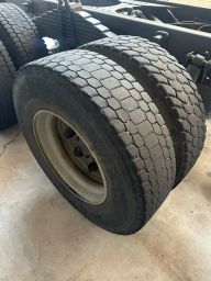 https://img.olx.com.br/thumbs256x256/52/525611562061519.jpg