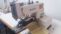 Título do anúncio: Máquina de Costura industrial de pregar botes botoneira Zoje  