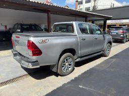 https://img.olx.com.br/thumbs256x256/52/526630920444802.jpg