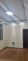 https://img.olx.com.br/thumbs256x256/52/527516752263771.jpg