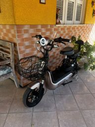 https://img.olx.com.br/thumbs256x256/52/527532156577342.jpg