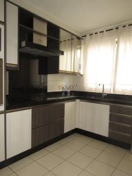 https://img.olx.com.br/thumbs256x256/52/527573884556682.jpg