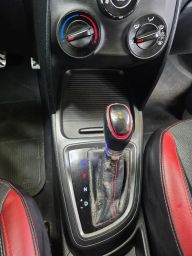 https://img.olx.com.br/thumbs256x256/52/527640419479730.jpg