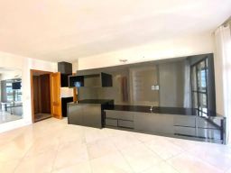 https://img.olx.com.br/thumbs256x256/52/528597270773557.jpg
