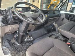 https://img.olx.com.br/thumbs256x256/52/529532370971778.jpg