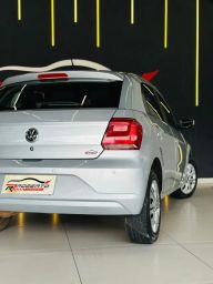 https://img.olx.com.br/thumbs256x256/52/529569703185043.jpg