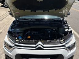https://img.olx.com.br/thumbs256x256/52/529646689099507.jpg
