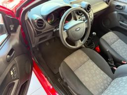 https://img.olx.com.br/thumbs256x256/53/530631918203413.jpg
