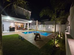 https://img.olx.com.br/thumbs256x256/53/531501639431840.jpg