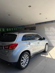 https://img.olx.com.br/thumbs256x256/53/532610412709322.jpg