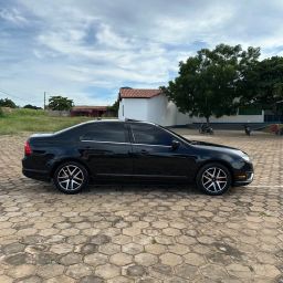 https://img.olx.com.br/thumbs256x256/53/533501271269942.jpg