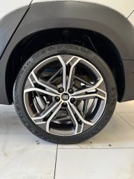 https://img.olx.com.br/thumbs256x256/53/533663544335082.jpg