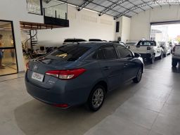 https://img.olx.com.br/thumbs256x256/53/533686162398194.jpg