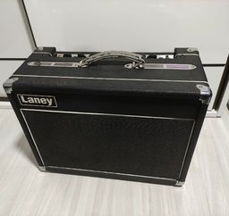 Título do anúncio: Amplificador Valvulado Laney VC30