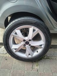 https://img.olx.com.br/thumbs256x256/53/535688434031167.jpg