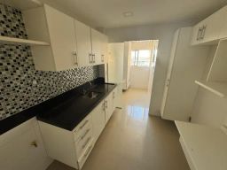 https://img.olx.com.br/thumbs256x256/53/537638927903002.jpg