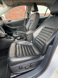 https://img.olx.com.br/thumbs256x256/53/538506877461399.jpg