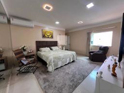 https://img.olx.com.br/thumbs256x256/53/538525646533653.jpg