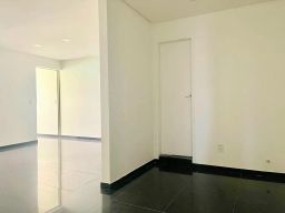 https://img.olx.com.br/thumbs256x256/54/540538644141698.jpg