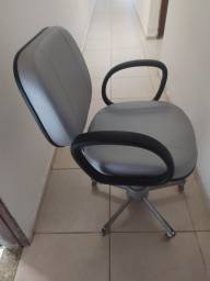 Título do anúncio: Cadeira para cabeleireiro 