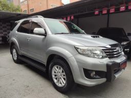 https://img.olx.com.br/thumbs256x256/54/542542377017163.jpg