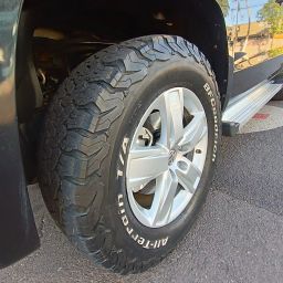 https://img.olx.com.br/thumbs256x256/54/542644551924743.jpg