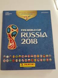 Título do anúncio: Álbum Fifa World Cup Russia 2018 incompleto