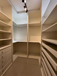 https://img.olx.com.br/thumbs256x256/54/543527878727696.jpg