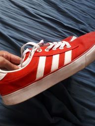 adidas kiel vermelho