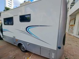 https://img.olx.com.br/thumbs256x256/54/545567512711558.jpg