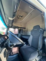https://img.olx.com.br/thumbs256x256/55/550607201840356.jpg