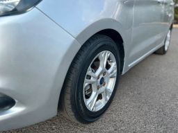 https://img.olx.com.br/thumbs256x256/55/552652563879012.jpg