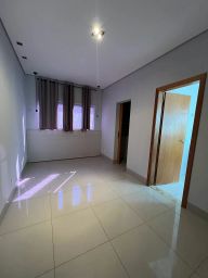 https://img.olx.com.br/thumbs256x256/55/553586277040466.jpg