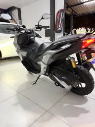 https://img.olx.com.br/thumbs256x256/55/553607316702892.jpg