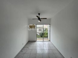 https://img.olx.com.br/thumbs256x256/55/556526273002831.jpg