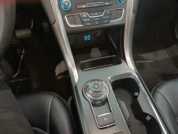 https://img.olx.com.br/thumbs256x256/55/557555151274875.jpg
