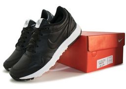 nike vibenna couro