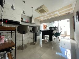 https://img.olx.com.br/thumbs256x256/55/558530648742193.jpg