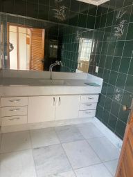 https://img.olx.com.br/thumbs256x256/55/558573768657839.jpg