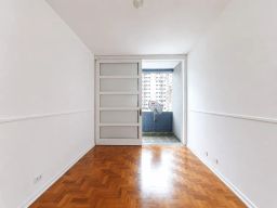 https://img.olx.com.br/thumbs256x256/55/558679563310857.jpg