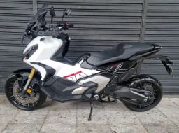 https://img.olx.com.br/thumbs256x256/55/558692551860240.jpg