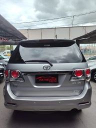https://img.olx.com.br/thumbs256x256/55/559546134475997.jpg