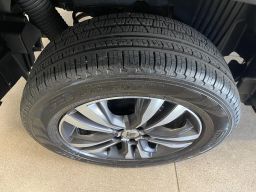 https://img.olx.com.br/thumbs256x256/56/560557283899835.jpg