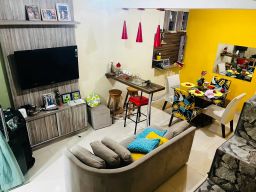 https://img.olx.com.br/thumbs256x256/56/560584143821724.jpg