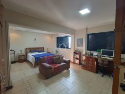 https://img.olx.com.br/thumbs256x256/56/560588762774006.jpg