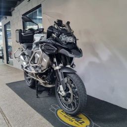 https://img.olx.com.br/thumbs256x256/56/561584512422434.jpg