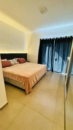 https://img.olx.com.br/thumbs256x256/56/561591272899010.jpg