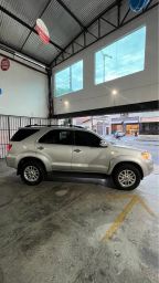 https://img.olx.com.br/thumbs256x256/56/561599285533135.jpg
